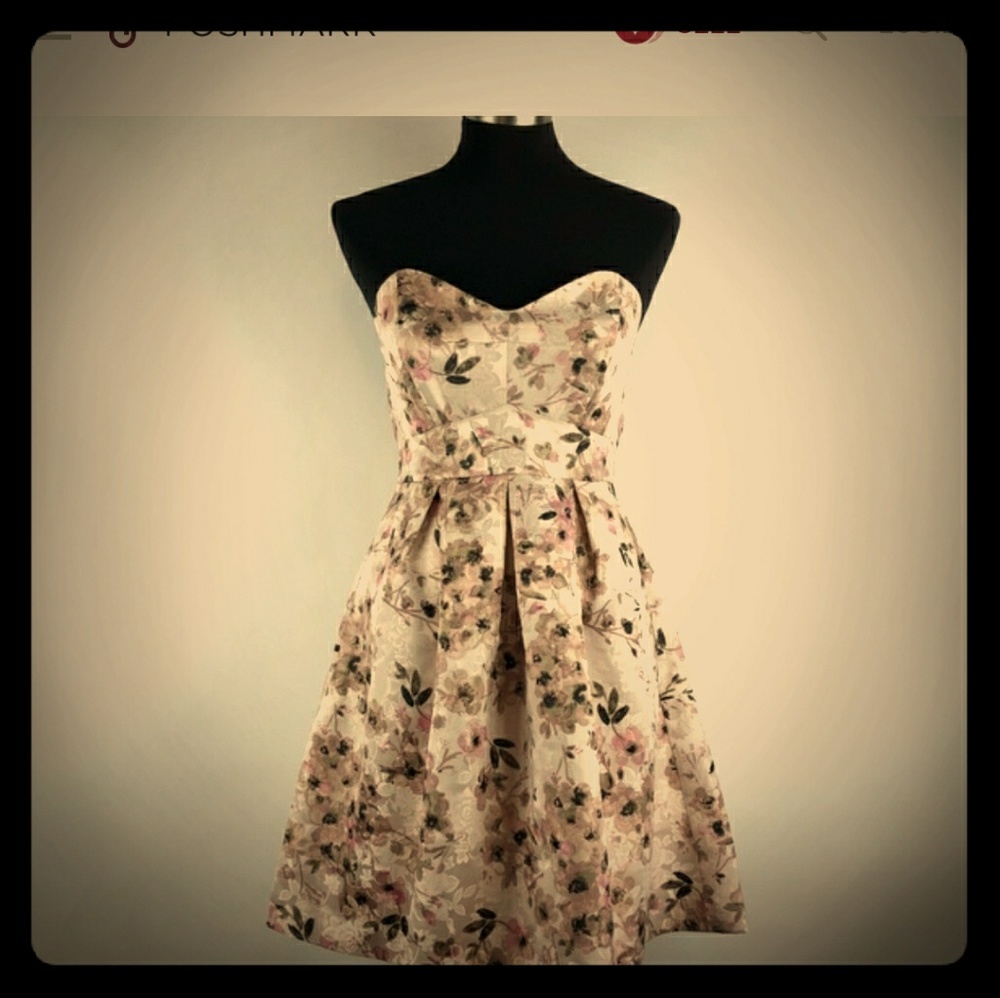 LC Lauren Conway Runway Floral